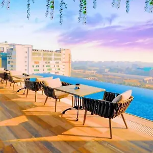 Western Maya - Luxury Collection Дакка