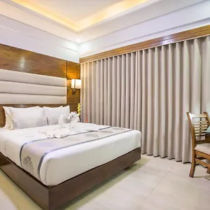 Hotel White Palace